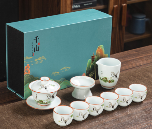 FJ-DHXT茶具套装影青10入-绿-扳指杯-松鹤长春